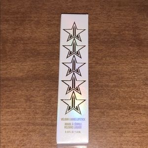 Jeffree Star velour liquid lipstick Clout